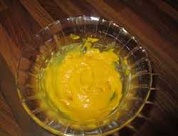 Nám da, tinh bột nghệ, nghệ vàng, mặt nạ, mặt nạ tinh bột nghệ, làm đẹp, trị nám da, trị nám,