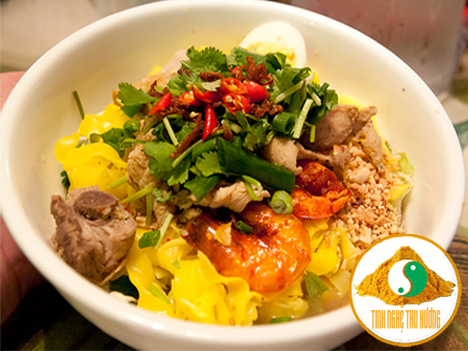 Mì Quảng, món ăn, bột nghệ, tinh bột nghệ, nghệ vàng, củ nén, dầu lạc, nước lèo, tinh bot nghe, bot nghe, nghe vang, mi quang