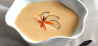 Bổ sung tinh bột nghệ vàng vào các món ăn hàng ngày: súp kem khoai tây